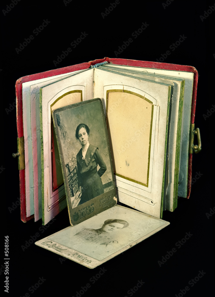 Fotografie ancient family album