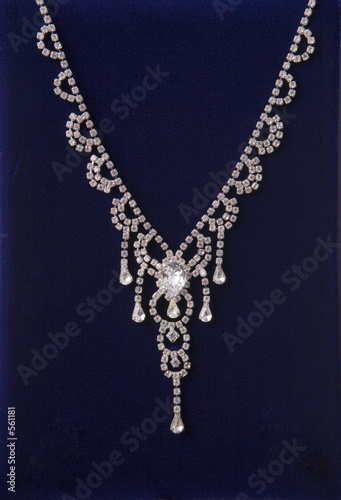 sparkling diamond necklace