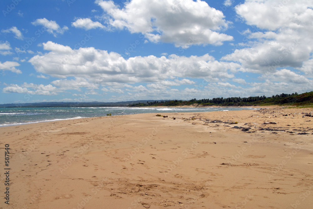 plage déserte