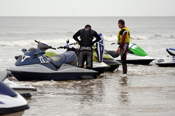 Acrylglasbilder Wasser Motorsport Jetski gleitet über ruhiges Wasser  © philippe Devanne