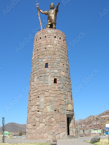 monumento inca pachacutec cusco photo