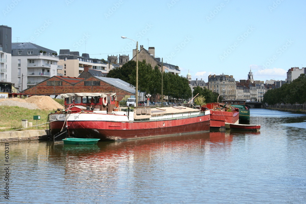 rennes:péniche sur la vilaine