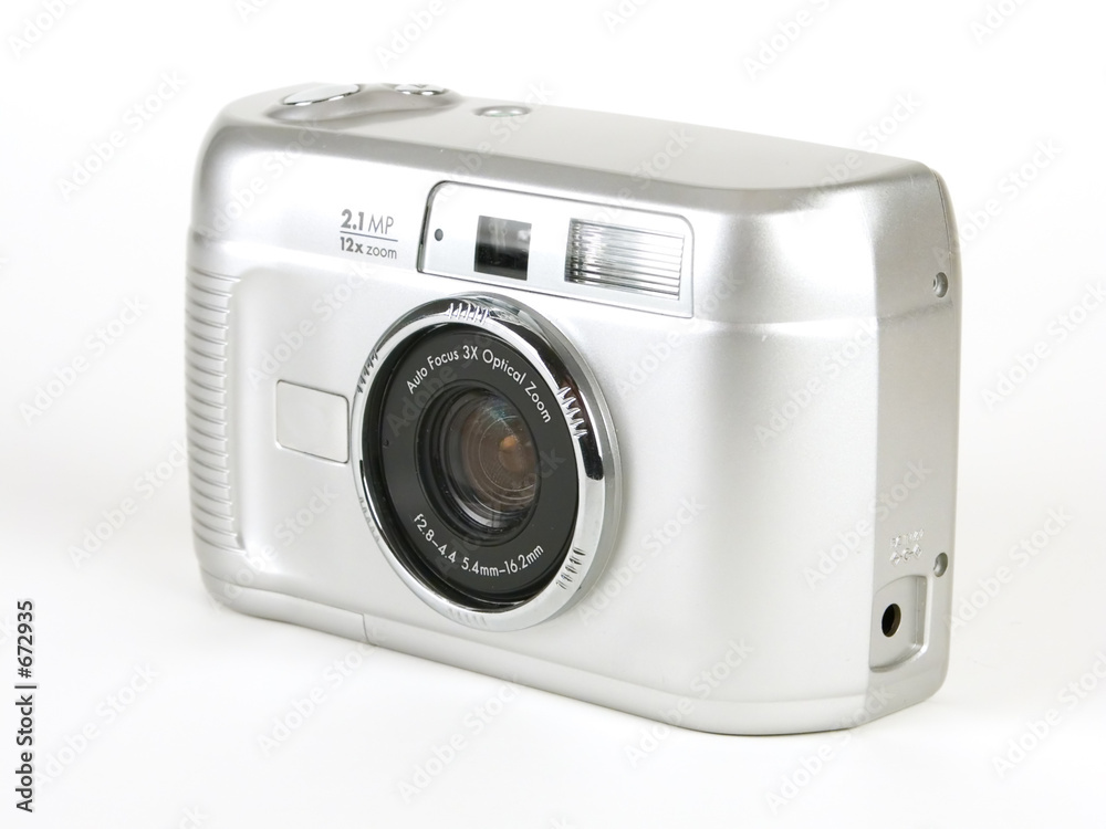 compact digital camera