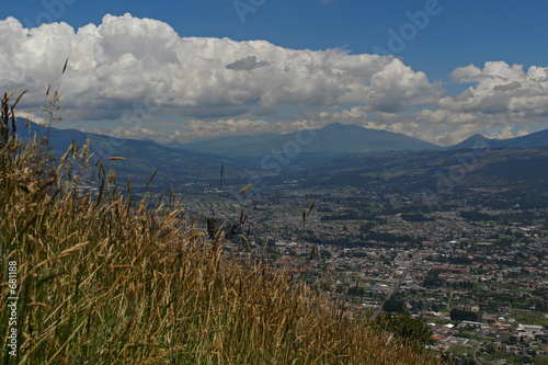 view from mountains © kertis