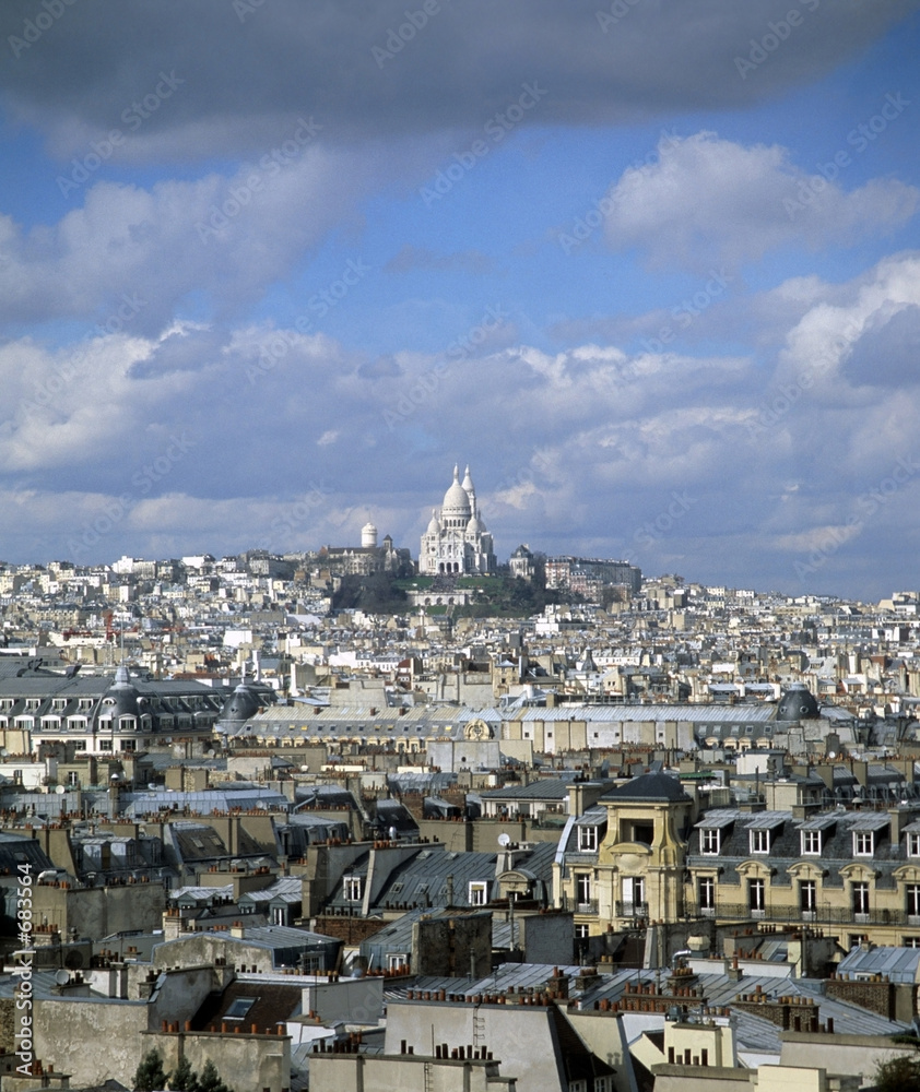 sacre coeur on the paris skyline