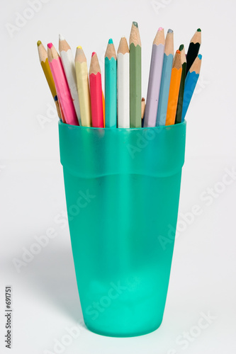color pencils in the plastic container