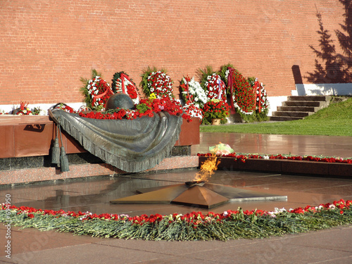 monument of the unknown soldier moscow photo