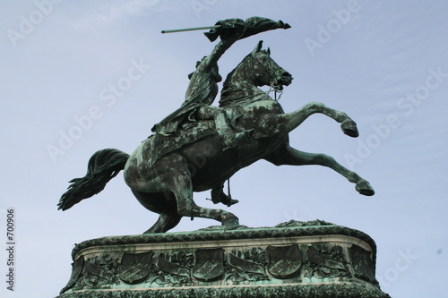 erzherzog karl statue photo