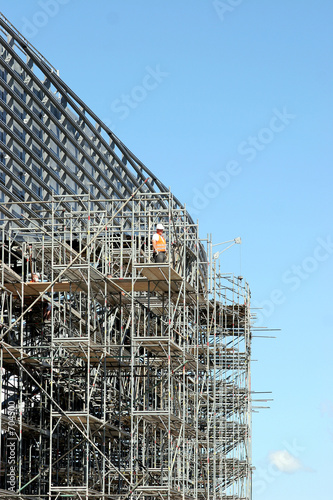 baustelle und bauarbeiter