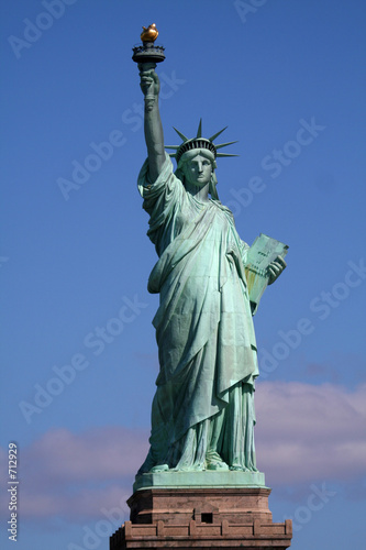 statue of liberty on stand #712929