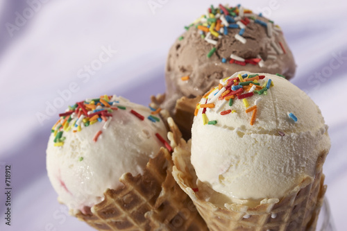 Obraz na plátne three ice-cream
