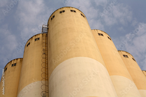 beton-silos photo