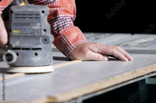 experienced hand & power sander