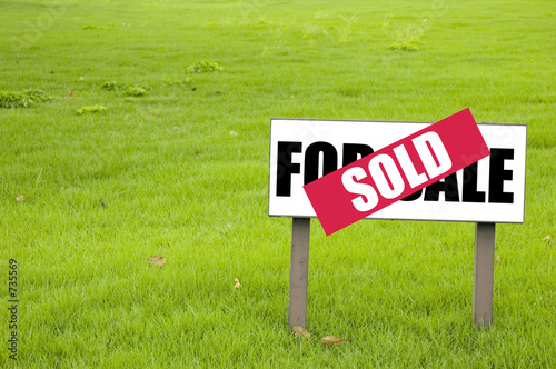 sold sign for sale sign