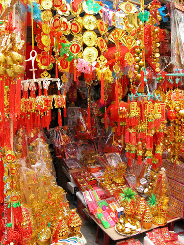 tet ornaments