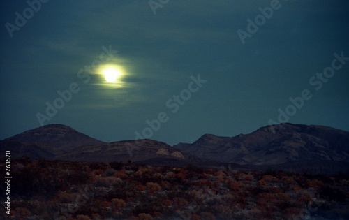 death valley moonrise