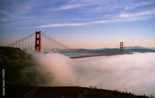 san francisco golden gate bridge im nebel photo