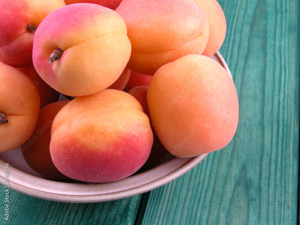 apricots apricots