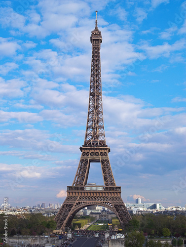Fototapeta Naklejka Na Ścianę i Meble -  eiffel tower in afternoon, paris, france