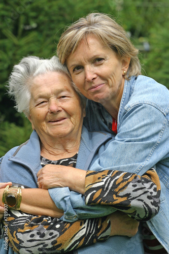 mother and daughter [5]