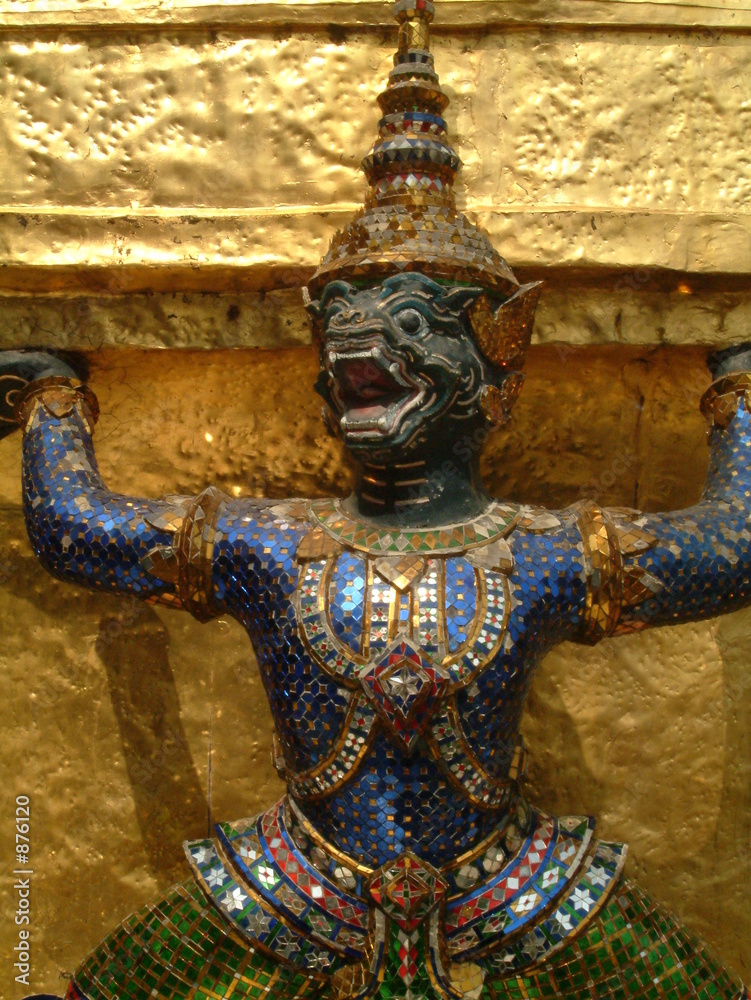 statue dans un temple, thailande