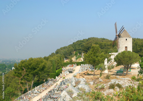 ancien moulin à vent photo