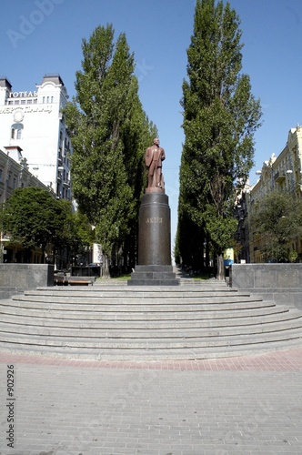 lenin in kiev