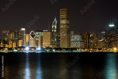 chicago skyline at night with cpd tribute