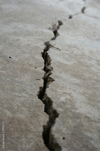 crack in pavement photo