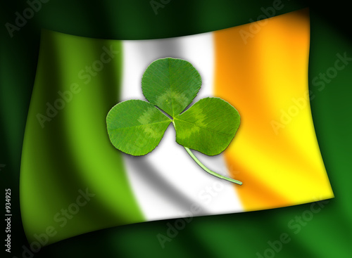 irland flagge mit kleeblatt