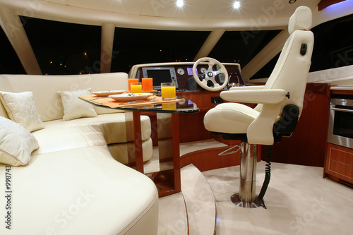 yacht-1