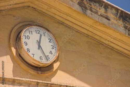 agora's clock