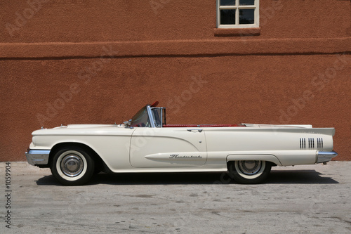 Fotografie ford thunderbird