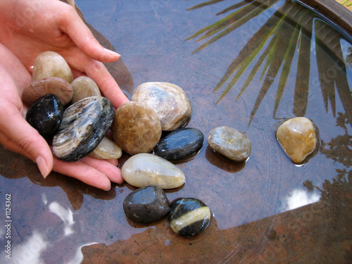 pebble bath photo