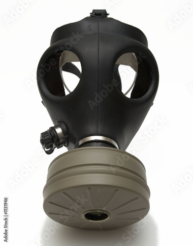 Naklejka gas mask isolated + shadow - armia, atak, biologicznych,  fototapety | Foteks