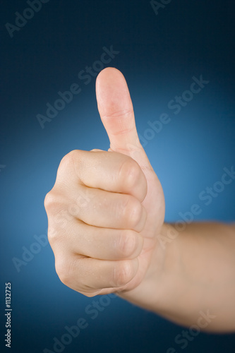 hand with thumb up
