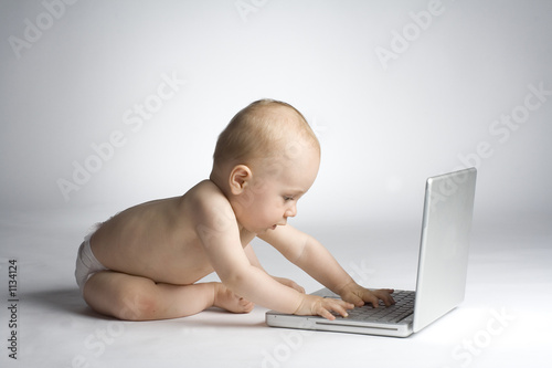 Wallpaper Mural new generation Torontodigital.ca