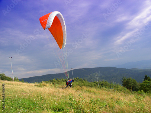 paraglider before start