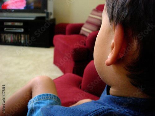 boy watching tv photo