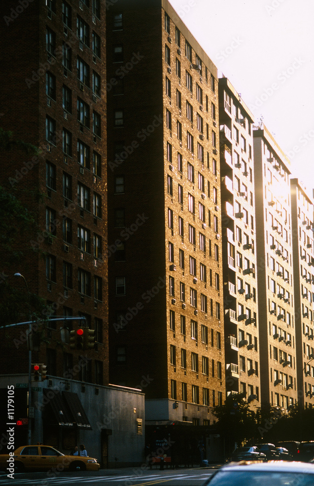 Fototapeta premium nyc apartment building