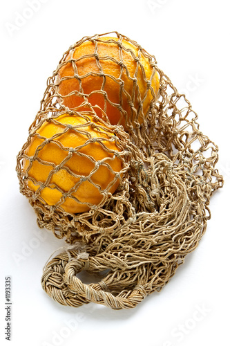 oranges in string-bag
