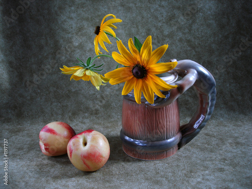 fruit-piece – bouquet of orange flowers with peaches