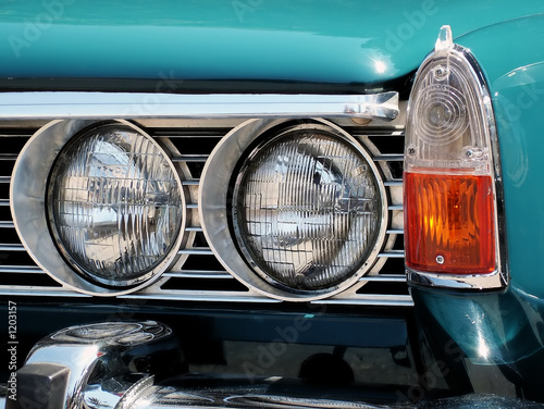 front lights © McCarthys_PhotoWorks