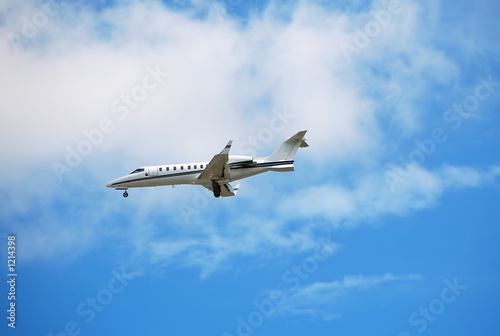 private luxury charter jet