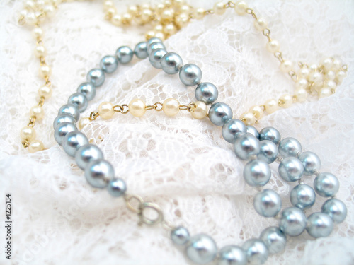 pearl necklace