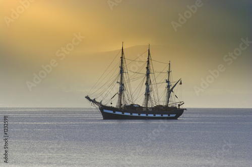 morning ship photo