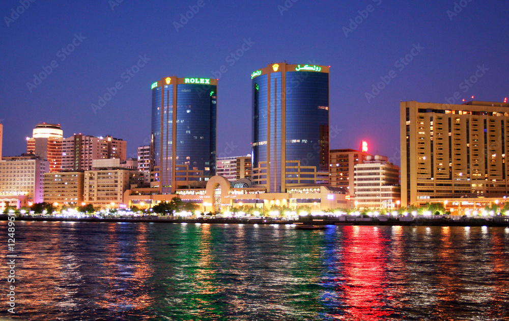 Fototapeta premium evening lights in dubai