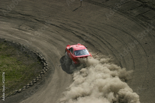 red racing car