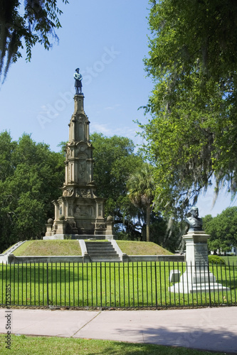 confederate monument photo