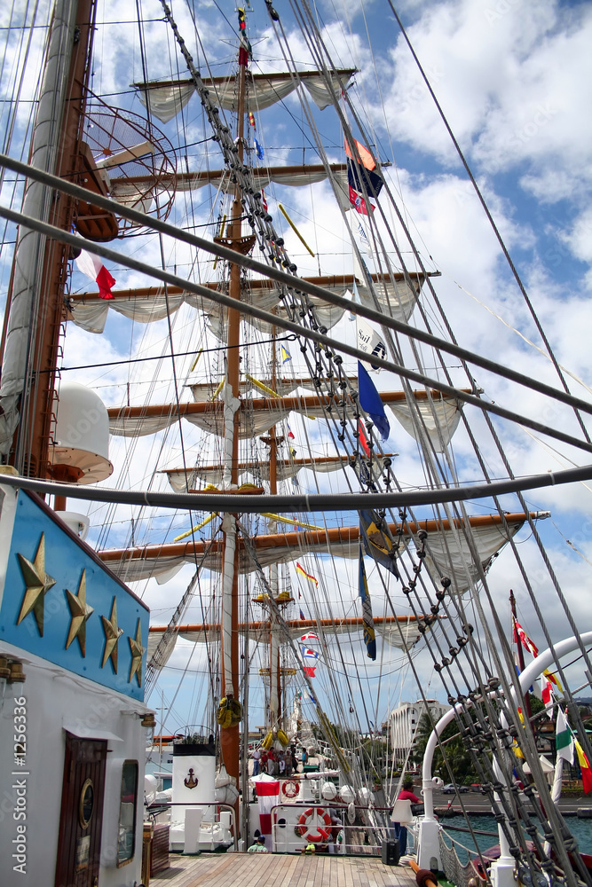 Obraz premium old sailboat deck